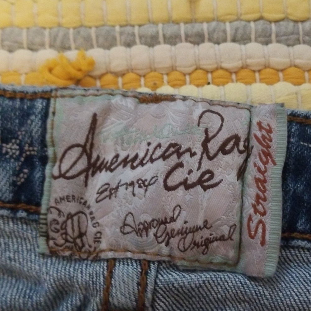 American Rag Jean's - Picture 3 of 6